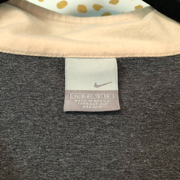 Nike running jacket size XL - Picture 5 of 5